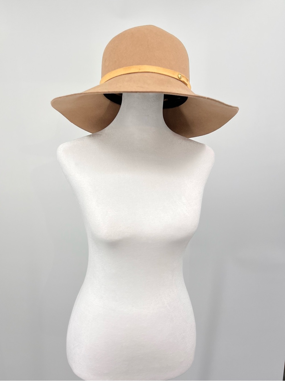Rag & Bone New York Camel Tan 100% Wool Wide Brim Floppy Hat Leather Band Size M